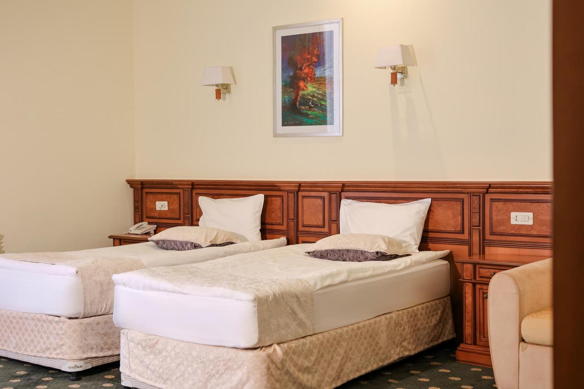 Armenia Hotel 제르무크 외부 사진
