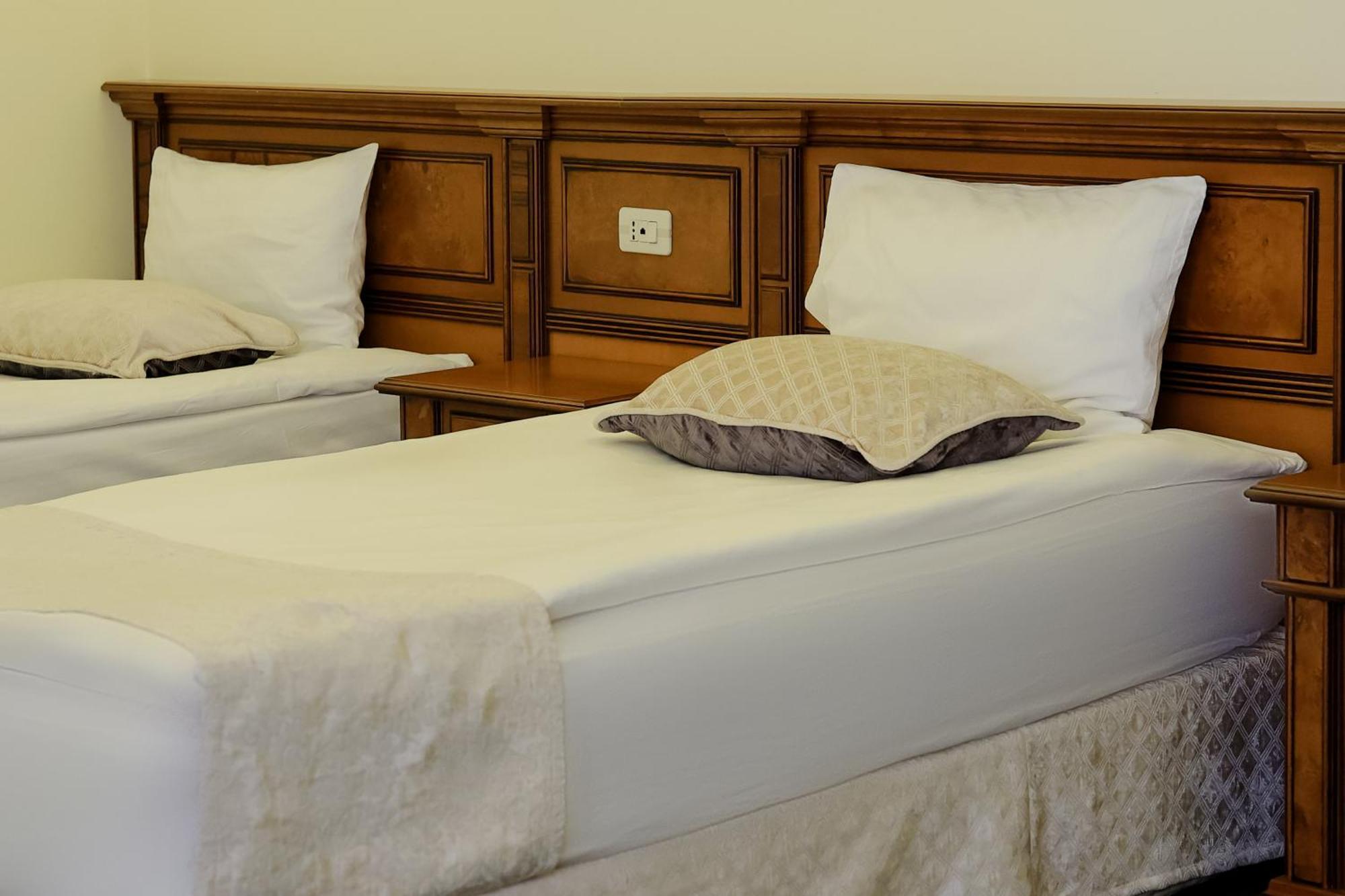 Armenia Hotel 제르무크 외부 사진